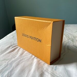 Louis Vuitton magnetic closure box